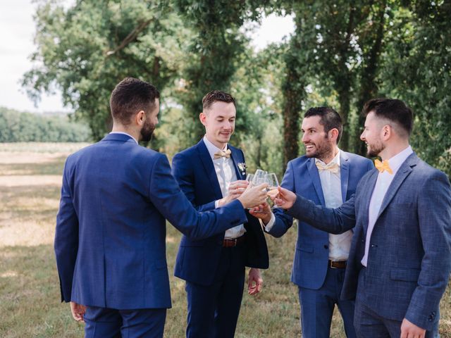 Le mariage de Baptiste et Elvine à Salt-en-Donzy, Loire 7