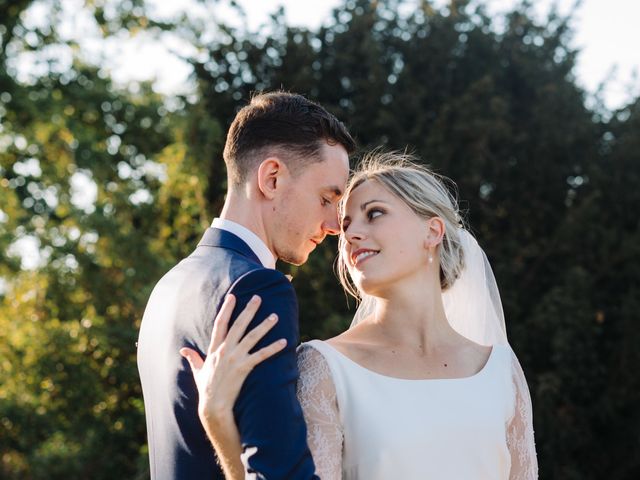 Le mariage de Baptiste et Elvine à Salt-en-Donzy, Loire 30