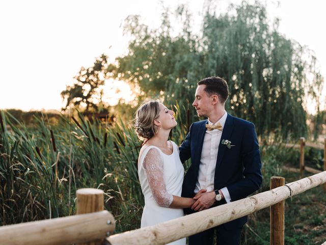 Le mariage de Baptiste et Elvine à Salt-en-Donzy, Loire 37