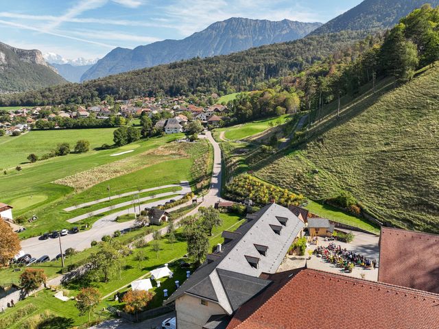 Le mariage de Ben et Elise à Giez, Haute-Savoie 3