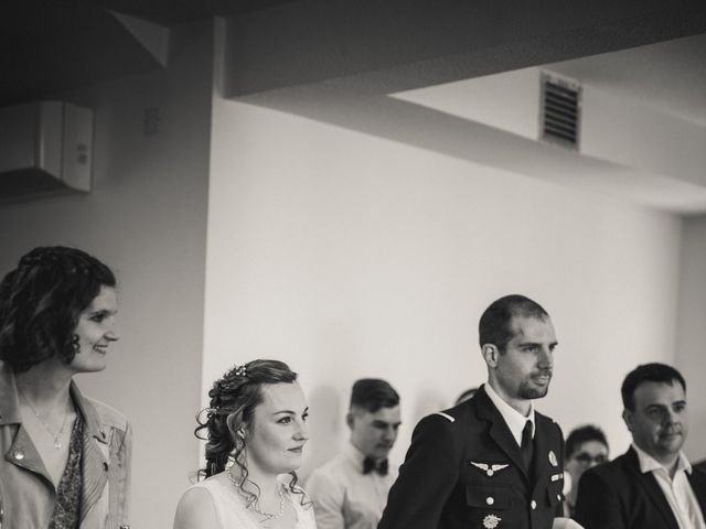 Le mariage de Sylvain et Emilie à Maleville, Aveyron 10