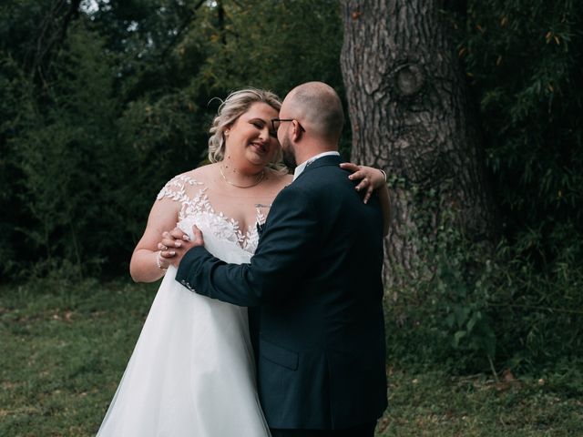 Le mariage de Thibaut et Amélia à Bagnols-sur-Cèze, Gard 2