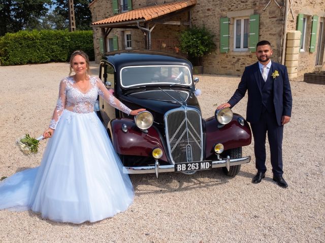 Le mariage de Nicolas et Sophie à Fougeré, Vendée 16