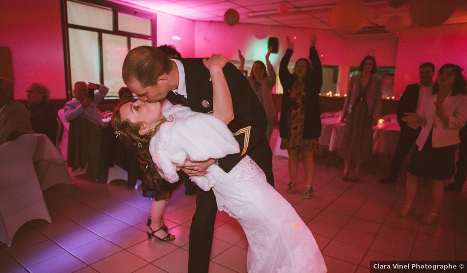 Le mariage de Sylvain et Emilie à Maleville, Aveyron