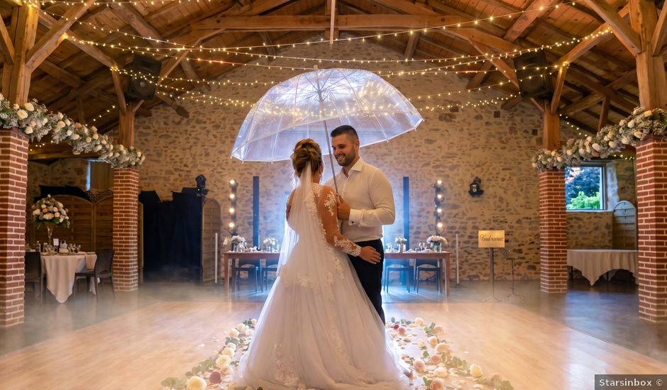 Le mariage de Nicolas et Sophie à Fougeré, Vendée