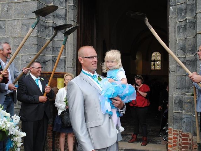 Le mariage de Tony et Ingrid à La Flamengrie, Aisne 30