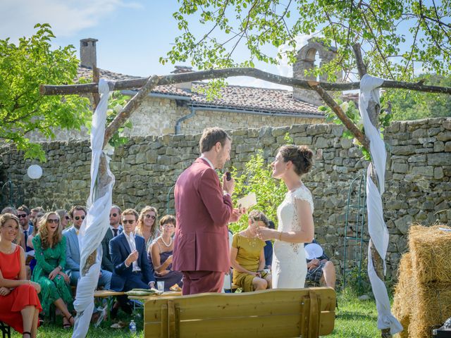 Le mariage de Dann et Dorothée à Poët-Célard, Drôme 17