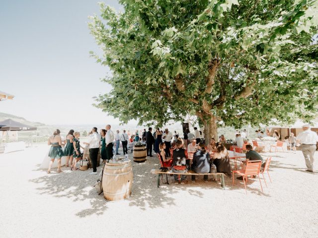 Le mariage de Stephanie et Gaetan à Saint-Étienne-des-Oullières, Rhône 15