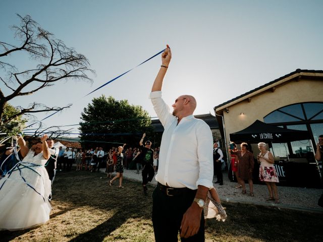 Le mariage de Stephanie et Gaetan à Saint-Étienne-des-Oullières, Rhône 19