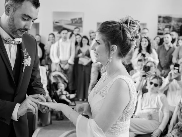 Le mariage de Antoine et Laure à Saint-Germain-Lembron, Puy-de-Dôme 2