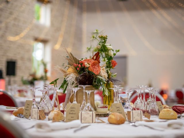 Le mariage de Antoine et Laure à Saint-Germain-Lembron, Puy-de-Dôme 10