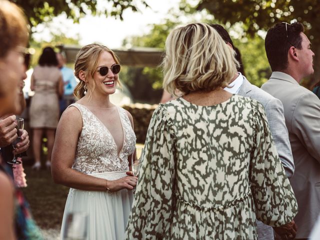 Le mariage de Luc et Chloe à Négrondes, Dordogne 97