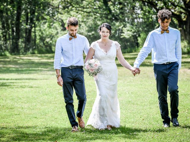 Le mariage de Eric et Sophie à Poitiers, Vienne 23