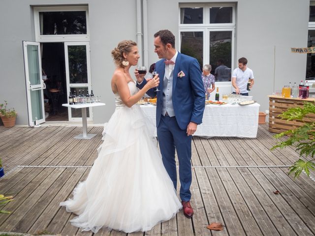 Le mariage de Loïc et Jessica à Port-Louis, Morbihan 13