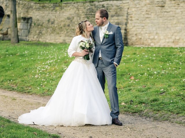 Le mariage de Adrien et Sophie à Carrières-sur-Seine, Yvelines 72