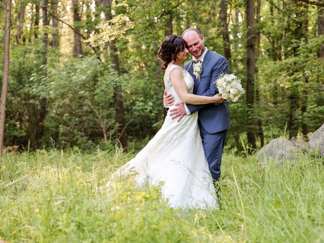 Le mariage de Tanguy et Sophie à Achères-la-Forêt, Seine-et-Marne 96