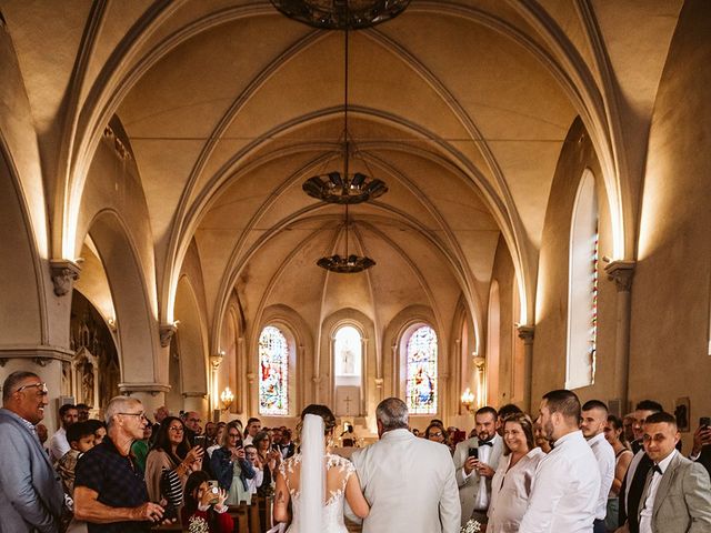 Le mariage de Edouard et Fiona à Longny les Villages, Orne 17