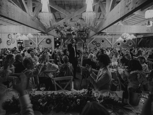 Le mariage de Charles et Mathilde à Rochefort-du-Gard, Gard 81