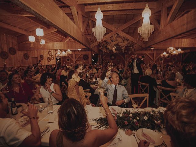 Le mariage de Charles et Mathilde à Rochefort-du-Gard, Gard 82