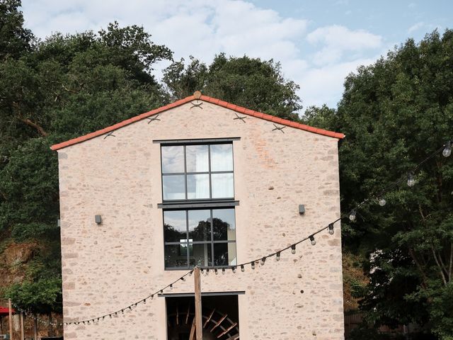 Le mariage de Corentin et Alexandra à Saint-Aubin-des-Ormeaux, Vendée 5