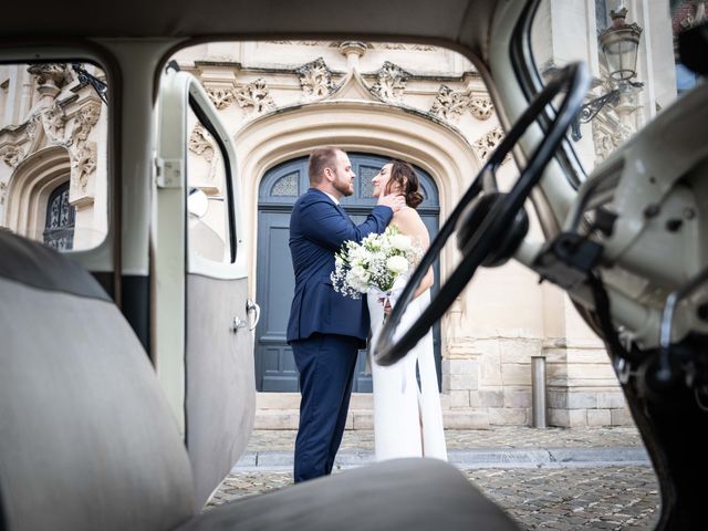 Le mariage de Martin et Marie à Lieu-Saint-Amand, Nord 17
