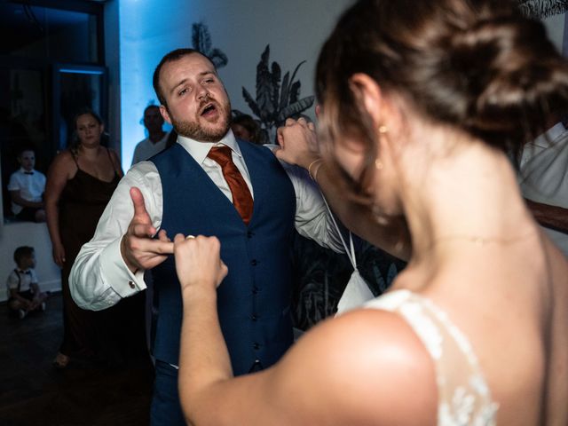 Le mariage de Martin et Marie à Lieu-Saint-Amand, Nord 66