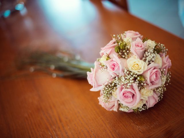 Le mariage de Romain et Juliette à Baume-les-Dames, Doubs 8