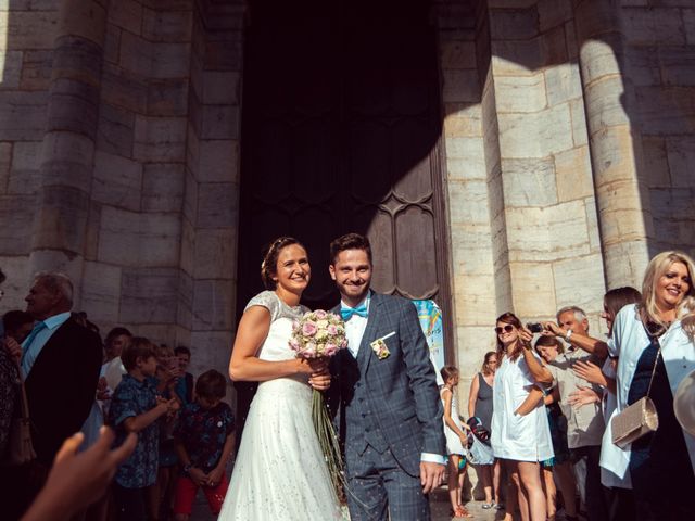 Le mariage de Romain et Juliette à Baume-les-Dames, Doubs 38