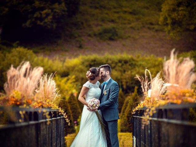 Le mariage de Romain et Juliette à Baume-les-Dames, Doubs 53