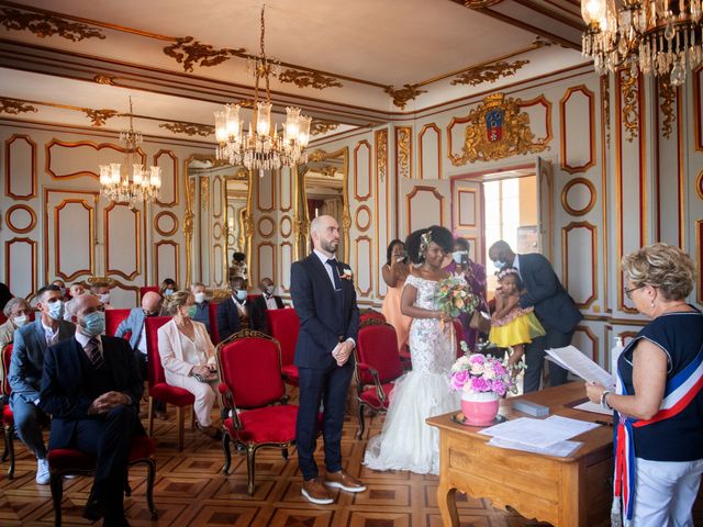 Le mariage de Anthony et Marthe à Châtenoy-le-Royal, Saône et Loire 24