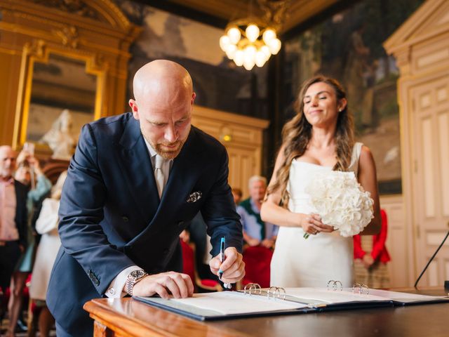 Le mariage de Alix et Sabina à Paris, Paris 7