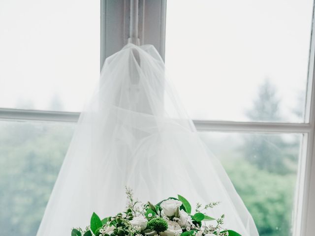 Le mariage de Kristoffer et Amalie à Bersac-sur-Rivalier, Haute-Vienne 5