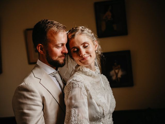 Le mariage de Kristoffer et Amalie à Bersac-sur-Rivalier, Haute-Vienne 38
