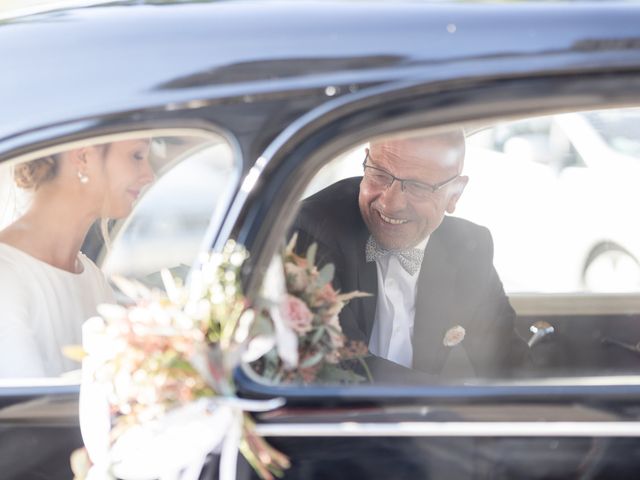 Le mariage de Paul et Mégane à Sainte-Croix-Grand-Tonne, Calvados 27