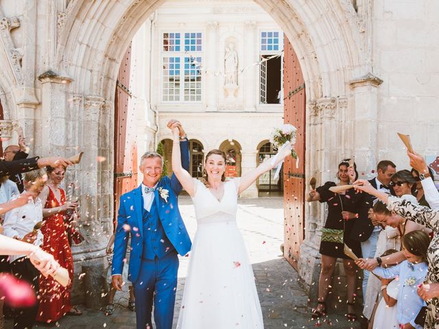 Le mariage de Benjamin et Olivia à Saint-Laurent-de-la-Prée, Charente Maritime 10