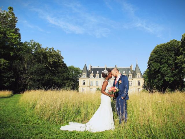 Le mariage de Massira  et Nicolas à Santeny, Val-de-Marne 4