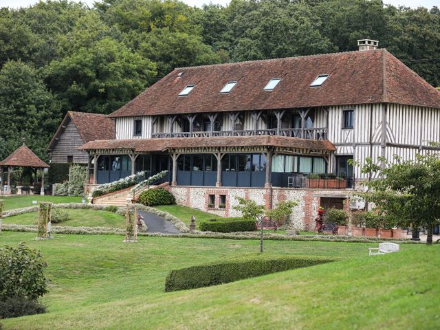 Le mariage de Léo et Camille à Saint-Samson-de-la-Roque, Eure 3