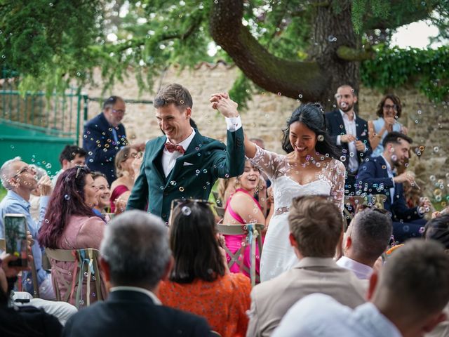 Le mariage de Vincent et Laura à Grézieu-le-Marché, Rhône 14