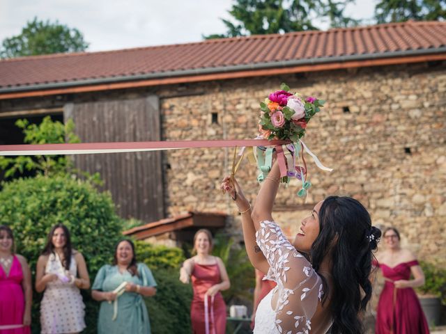 Le mariage de Vincent et Laura à Grézieu-le-Marché, Rhône 19