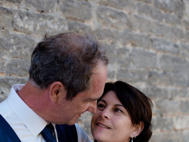 Le mariage de Christophe et Corinne à Creully, Calvados 74