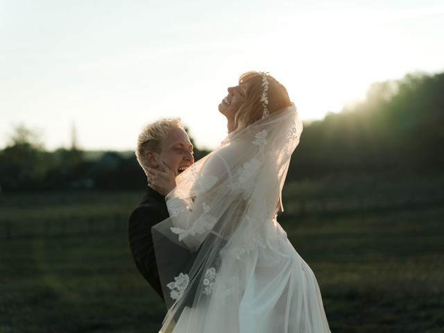 Le mariage de Hamish et Tara à Magny-Cours, Nièvre 35