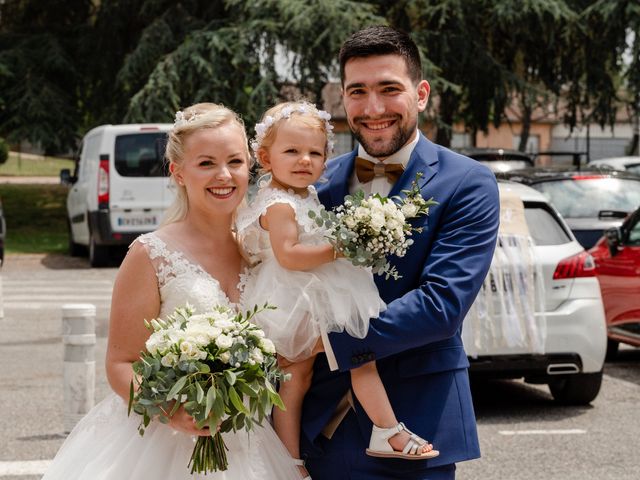 Le mariage de Alec et Mathilde  à Saint-Clar-de-Rivière, Haute-Garonne 2