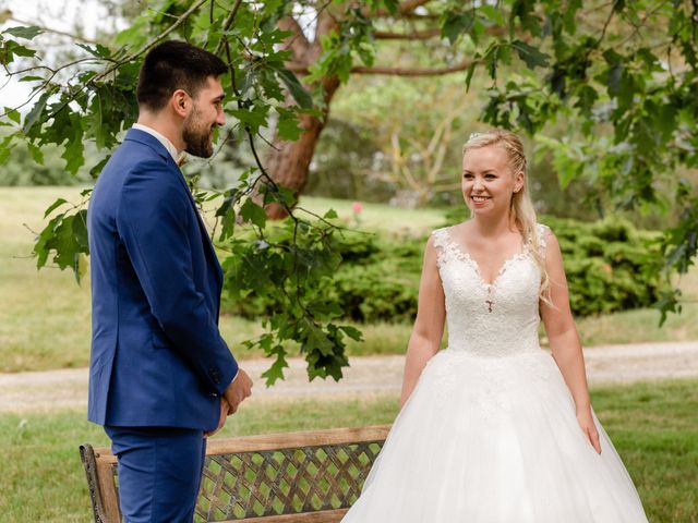 Le mariage de Alec et Mathilde  à Saint-Clar-de-Rivière, Haute-Garonne 7
