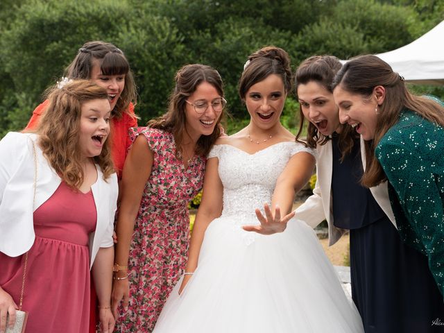 Le mariage de Julien et Marina à Lorient, Morbihan 37