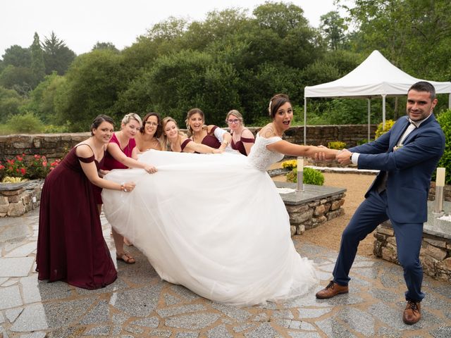 Le mariage de Julien et Marina à Lorient, Morbihan 39