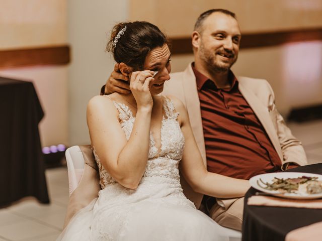 Le mariage de Neal et Amélie à Hermonville, Marne 24