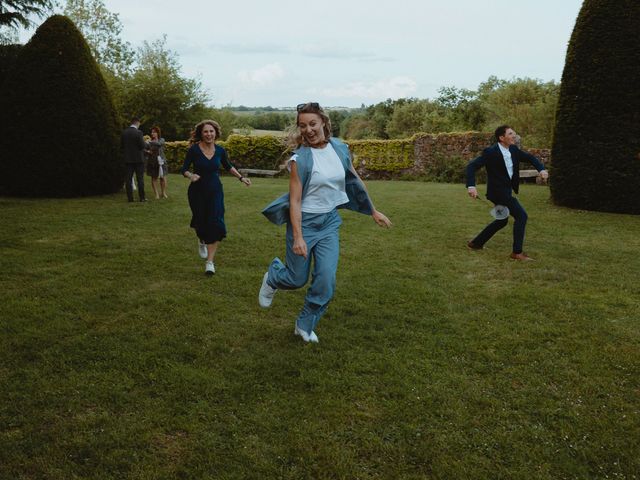 Le mariage de Eric et Clara à Cheillé, Indre-et-Loire 23