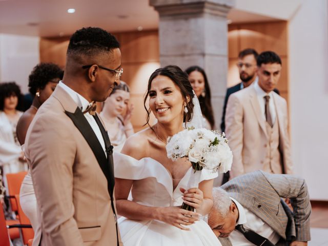 Le mariage de Macky et Meriem à Pesmes, Haute-Saône 27