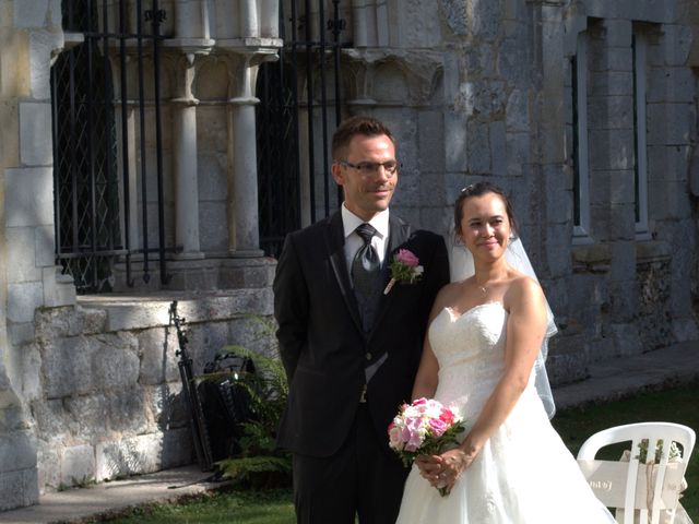 Le mariage de Arnaud et Béatrice à Pont-de-l'Arche, Eure 6