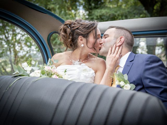 Le mariage de Olivier et Sophie à Brive-la-Gaillarde, Corrèze 8